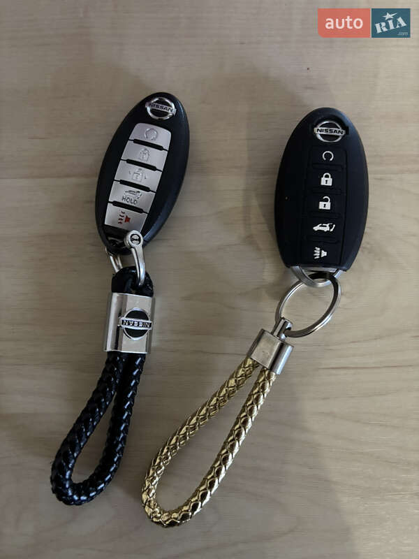 Внедорожник / Кроссовер Nissan Rogue 2018 в Запорожье