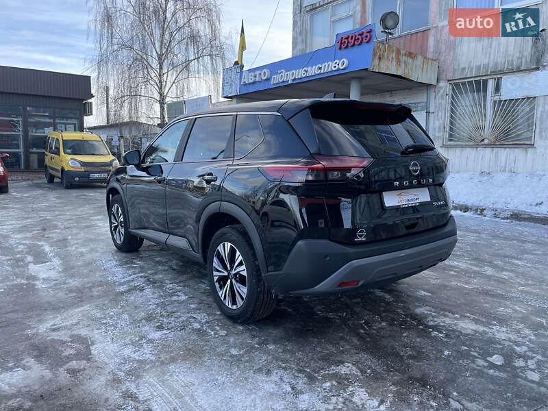 Внедорожник / Кроссовер Nissan Rogue 2023 в Сумах