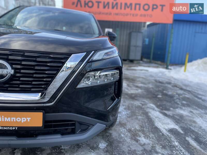 Внедорожник / Кроссовер Nissan Rogue 2023 в Сумах