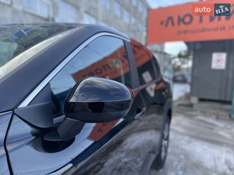 Внедорожник / Кроссовер Nissan Rogue 2023 в Сумах