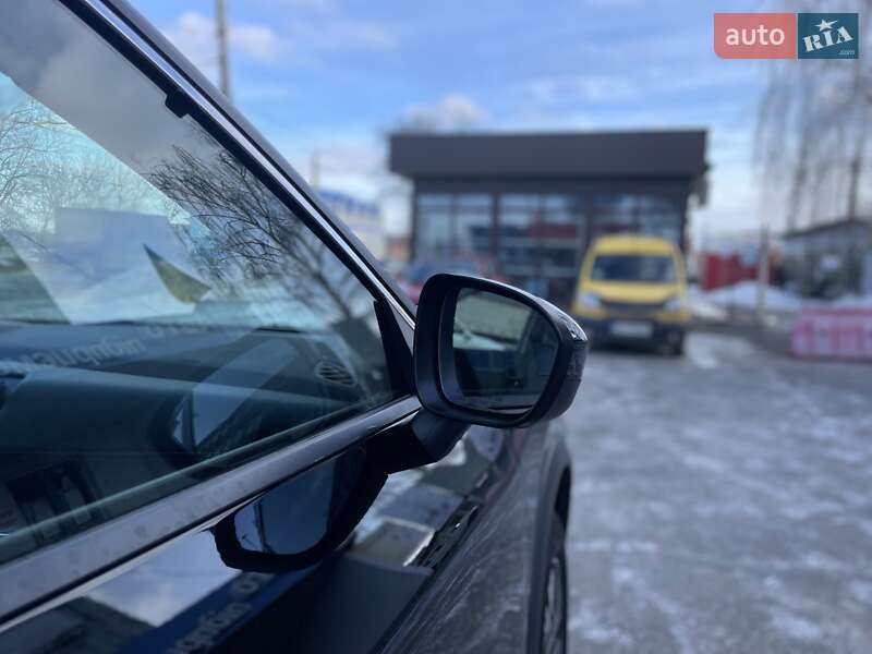 Внедорожник / Кроссовер Nissan Rogue 2023 в Сумах