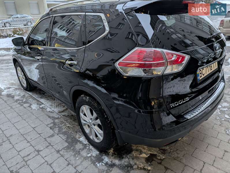 Внедорожник / Кроссовер Nissan Rogue 2014 в Львове
