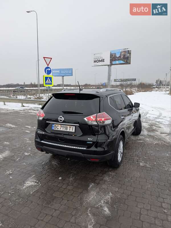 Внедорожник / Кроссовер Nissan Rogue 2014 в Львове
