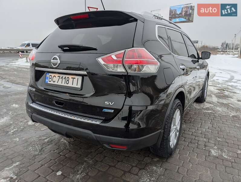 Внедорожник / Кроссовер Nissan Rogue 2014 в Львове