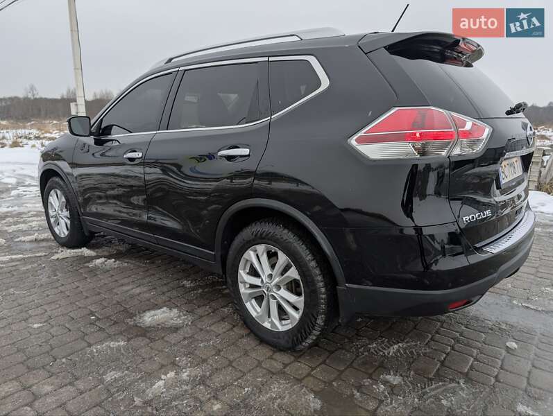 Внедорожник / Кроссовер Nissan Rogue 2014 в Львове
