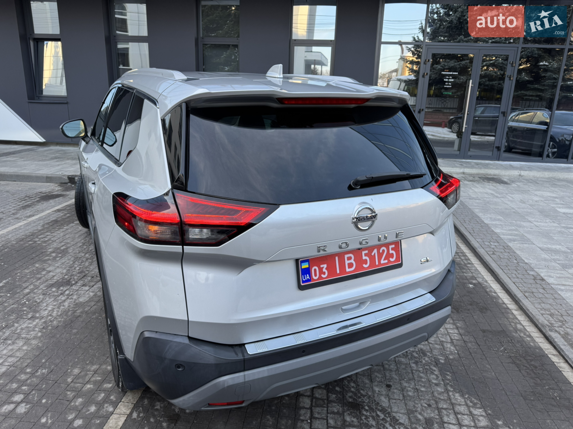 2021 Nissan Rogue - мініатюра 15