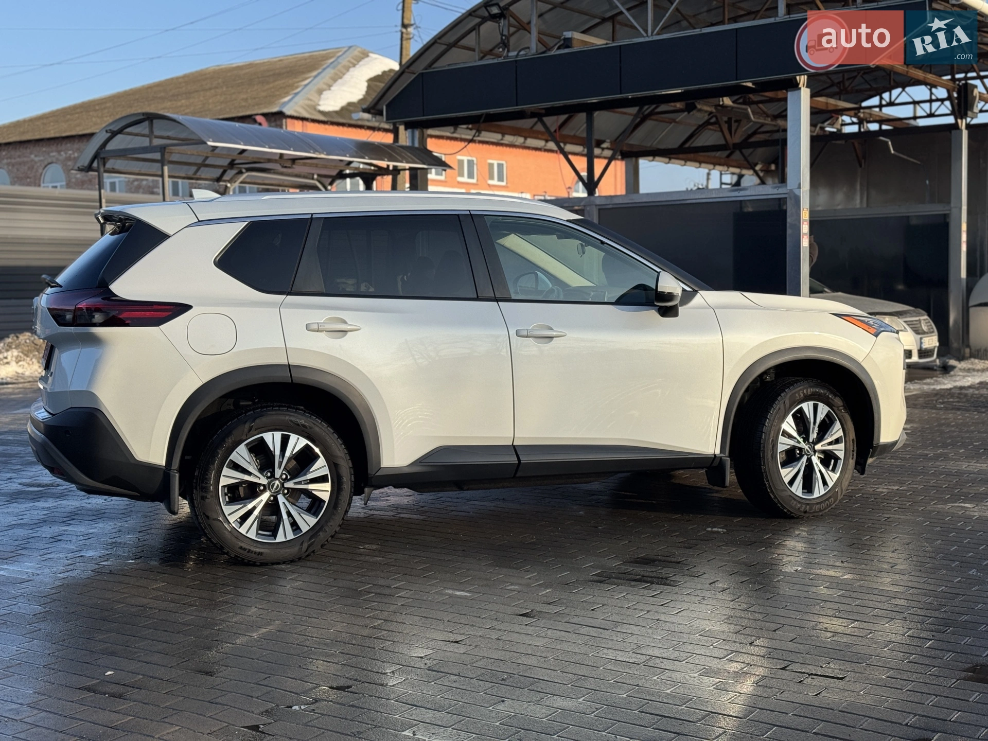 2022 Nissan Rogue - мініатюра 4