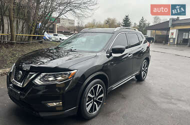 Позашляховик / Кросовер Nissan Rogue 2017 в Вінниці