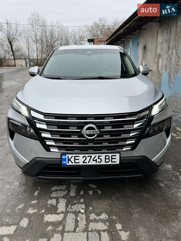 Внедорожник / Кроссовер Nissan Rogue 2024 в Днепре