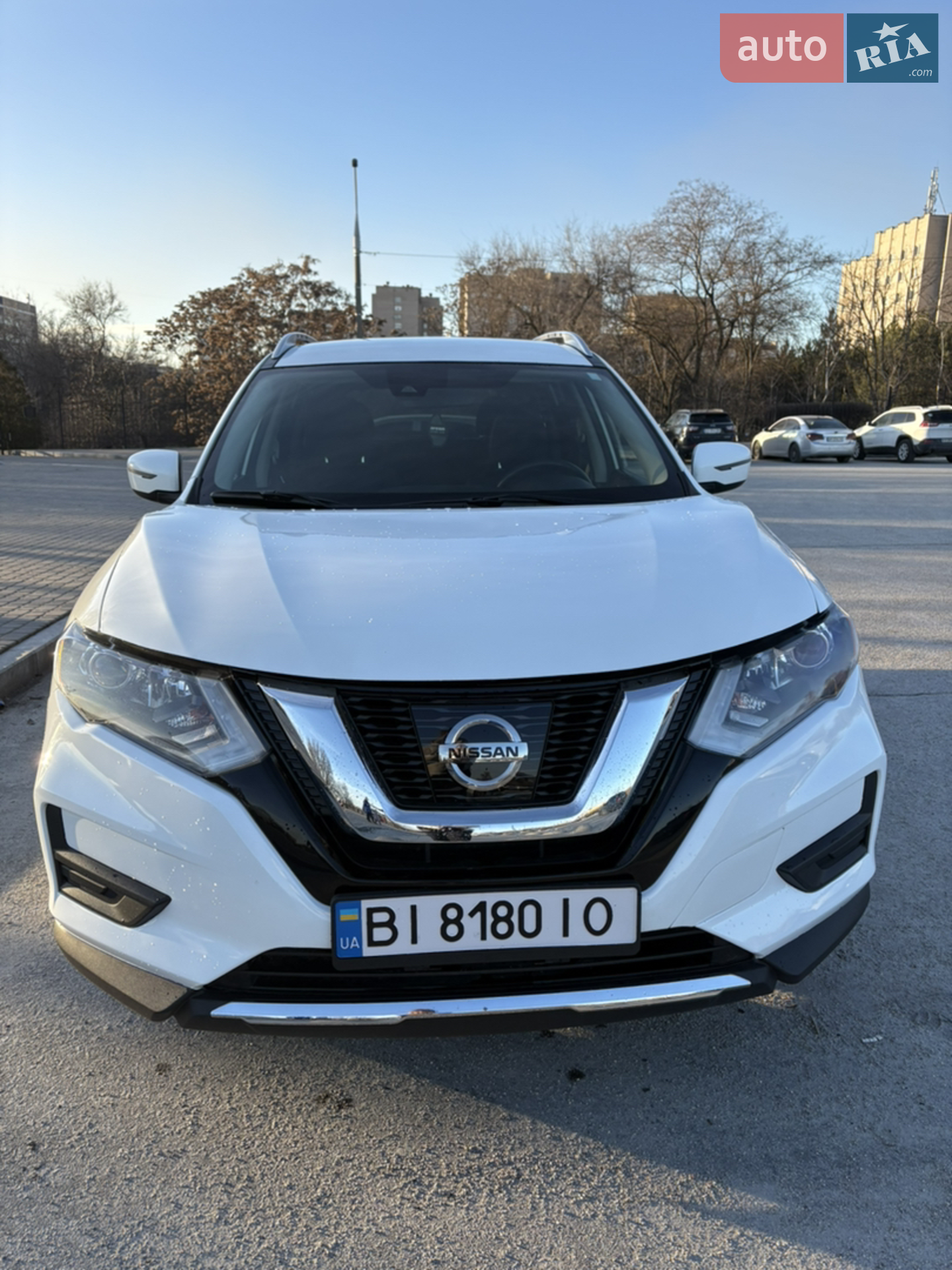 2019 Nissan Rogue - мініатюра 2