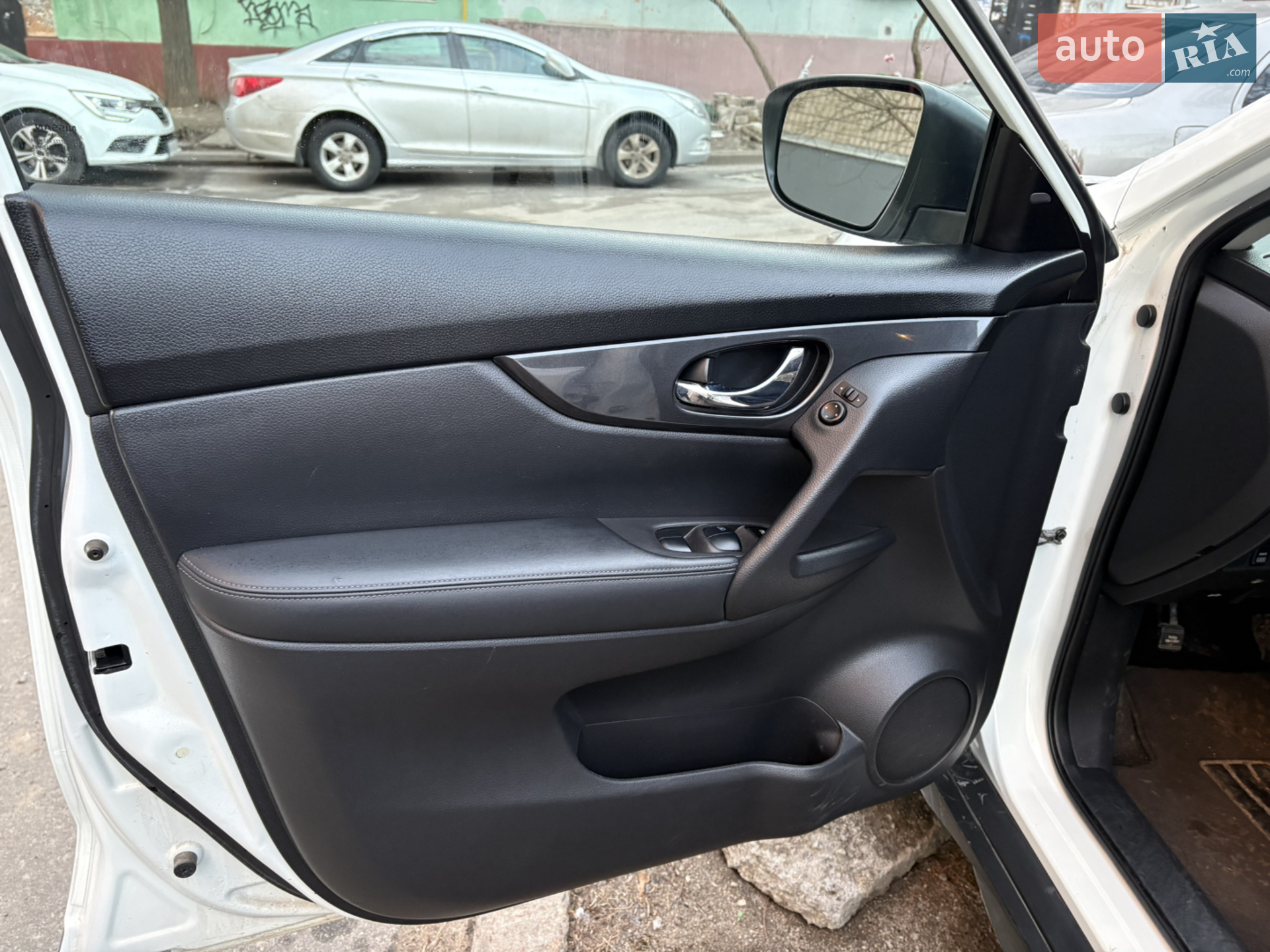2019 Nissan Rogue - мініатюра 13