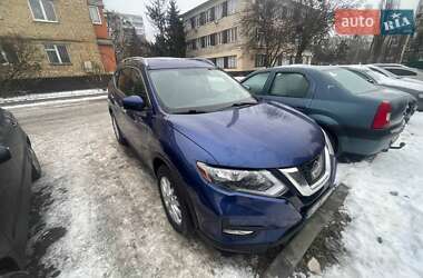Внедорожник / Кроссовер Nissan Rogue 2018 в Ивано-Франковске