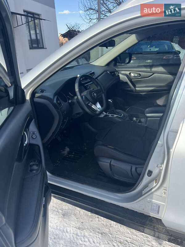 Внедорожник / Кроссовер Nissan Rogue 2019 в Тернополе