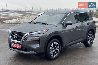 Позашляховик / Кросовер Nissan Rogue 2021 в Рівному