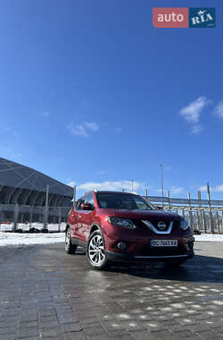 Внедорожник / Кроссовер Nissan Rogue 2014 в Львове