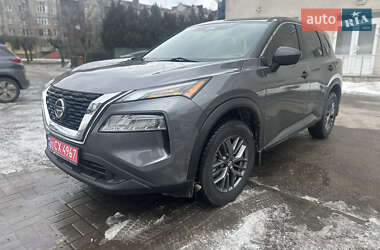 Внедорожник / Кроссовер Nissan Rogue 2021 в Черновцах