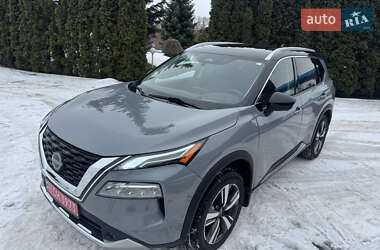 Внедорожник / Кроссовер Nissan Rogue 2022 в Киеве