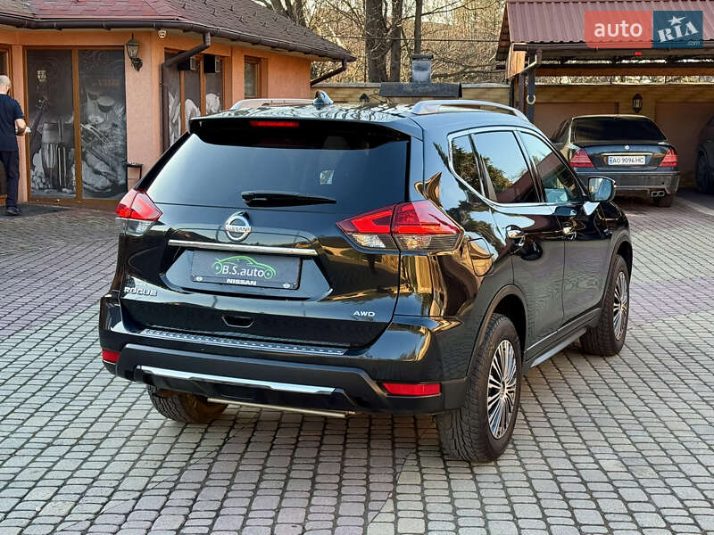 Внедорожник / Кроссовер Nissan Rogue 2018 в Мукачево