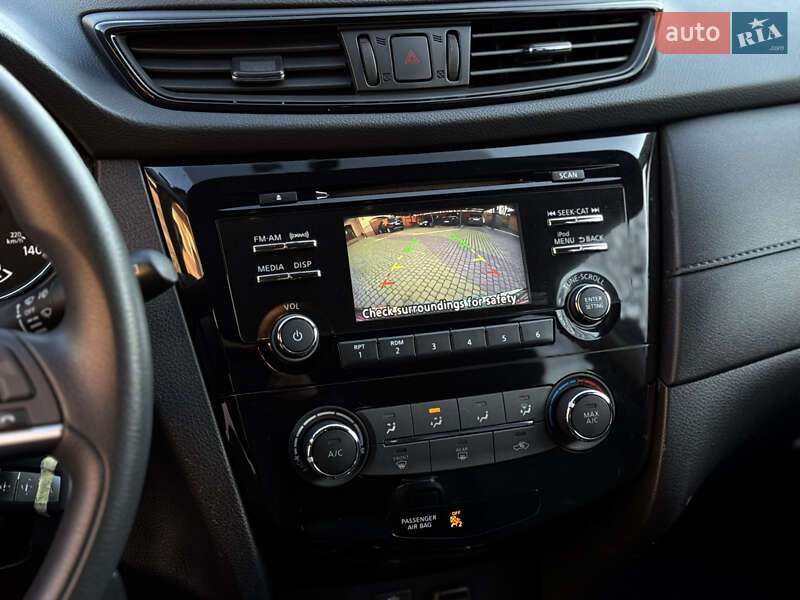 Внедорожник / Кроссовер Nissan Rogue 2018 в Мукачево