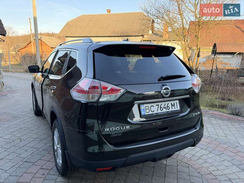 Позашляховик / Кросовер Nissan Rogue 2016 в Сколе