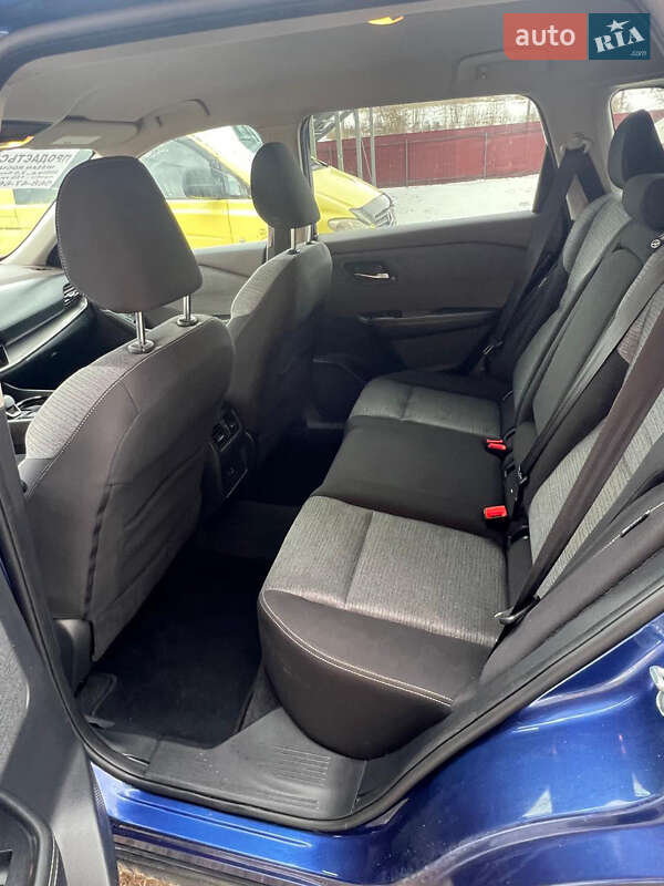 Внедорожник / Кроссовер Nissan Rogue 2020 в Бучаче