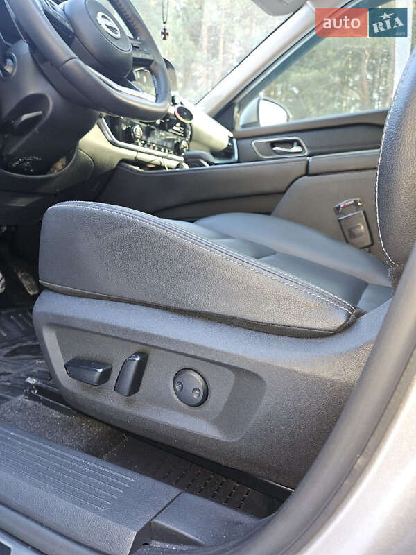 Внедорожник / Кроссовер Nissan Rogue 2021 в Кременчуге