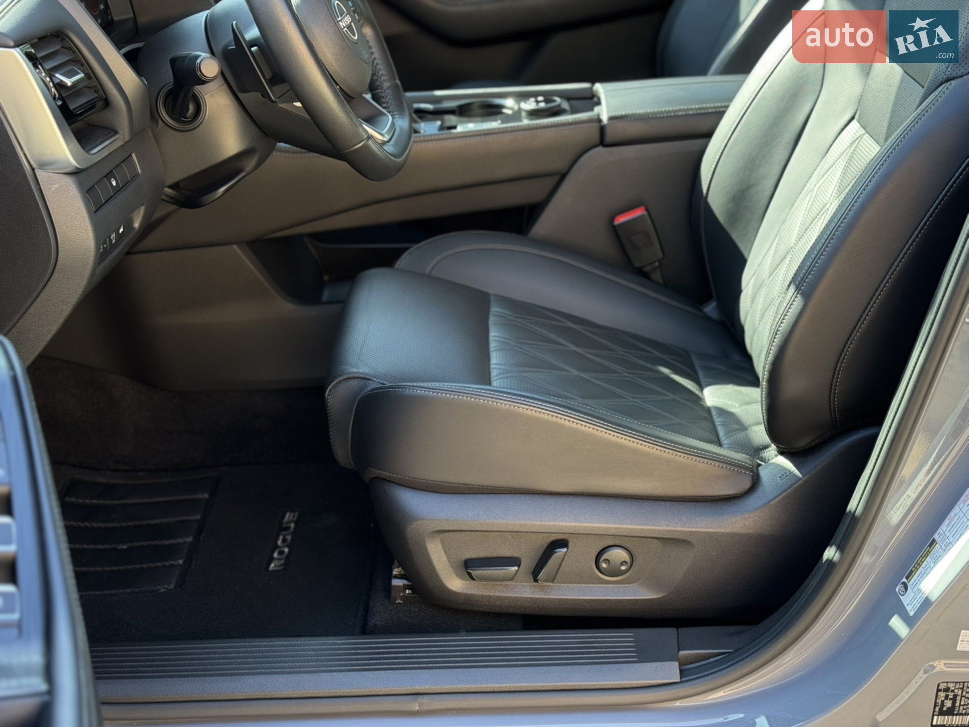 2023 Nissan Rogue - мініатюра 33