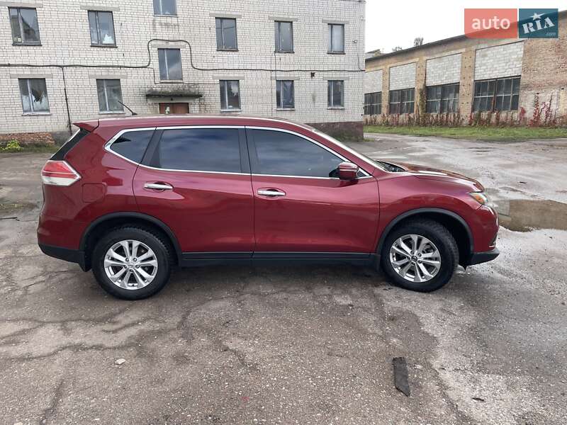 Внедорожник / Кроссовер Nissan Rogue 2014 в Чернигове