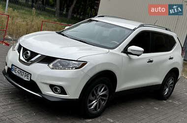 Внедорожник / Кроссовер Nissan Rogue 2015 в Днепре