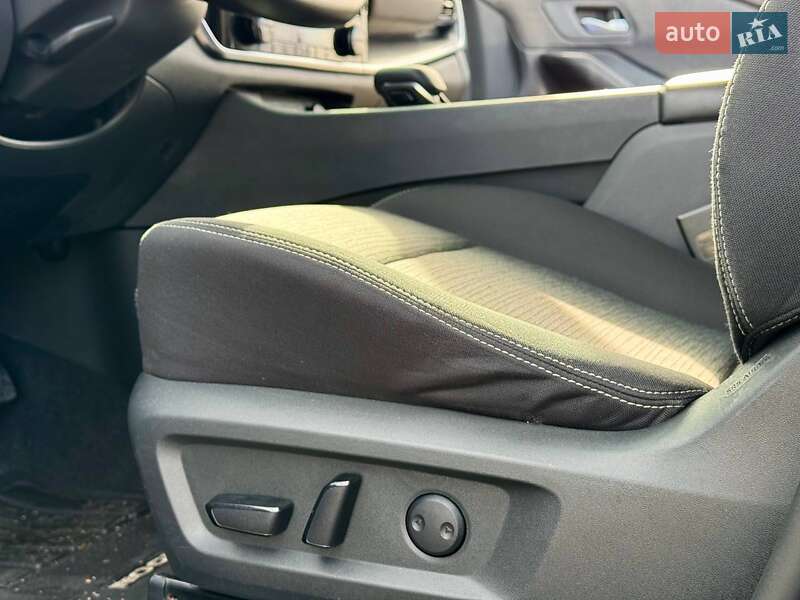 Внедорожник / Кроссовер Nissan Rogue 2021 в Киеве