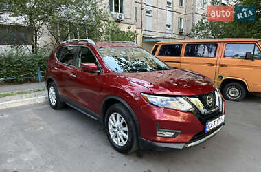 Позашляховик / Кросовер Nissan Rogue 2018 в Києві