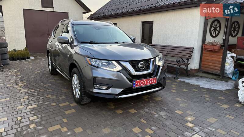 Внедорожник / Кроссовер Nissan Rogue 2020 в Виннице