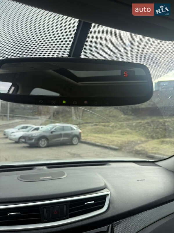 Внедорожник / Кроссовер Nissan Rogue 2015 в Николаеве