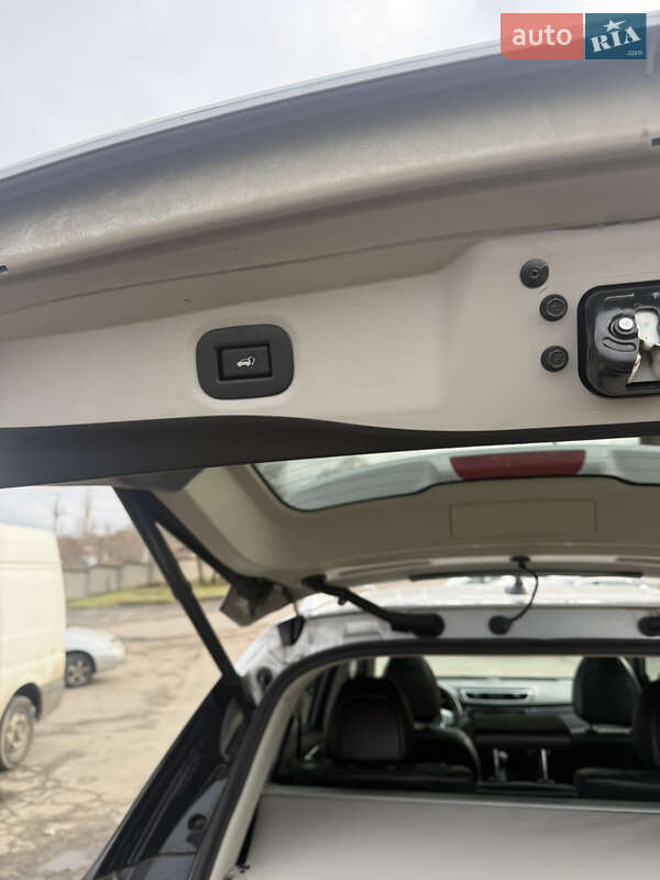 Внедорожник / Кроссовер Nissan Rogue 2015 в Николаеве