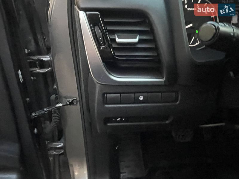 Внедорожник / Кроссовер Nissan Rogue 2021 в Одессе