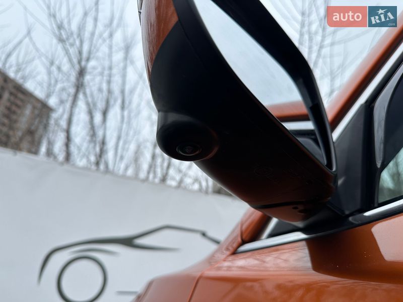 Внедорожник / Кроссовер Nissan Rogue 2019 в Киеве