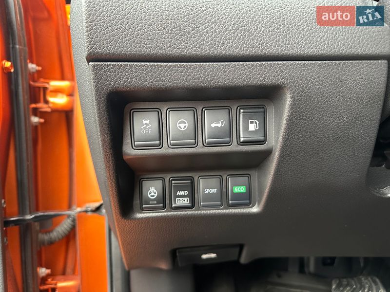 Внедорожник / Кроссовер Nissan Rogue 2019 в Киеве