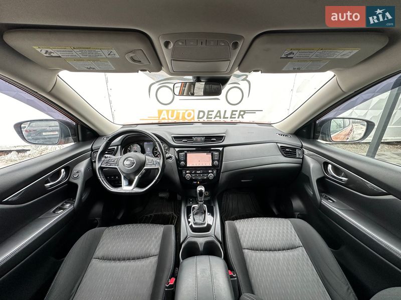 Внедорожник / Кроссовер Nissan Rogue 2019 в Киеве