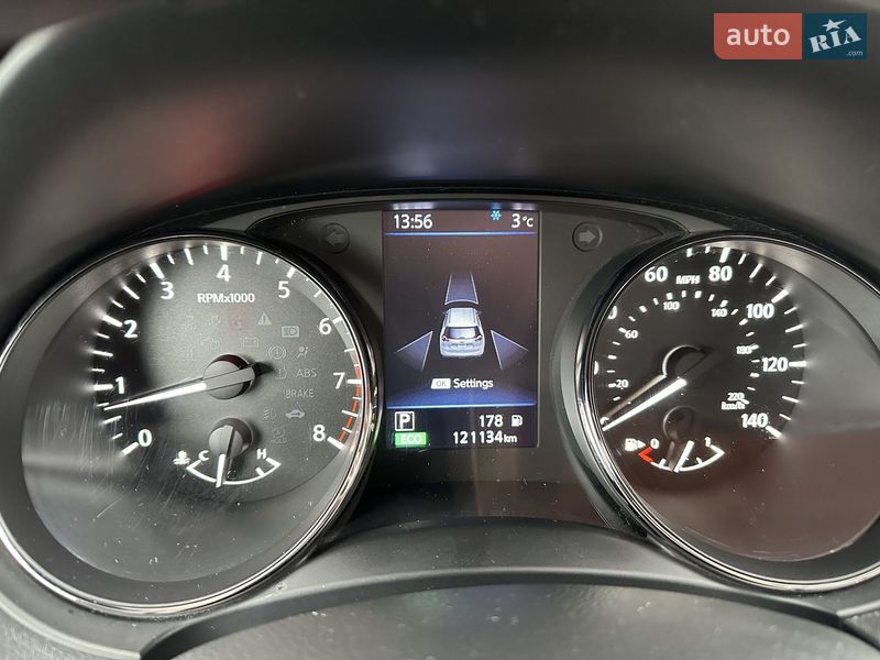 Внедорожник / Кроссовер Nissan Rogue 2019 в Киеве