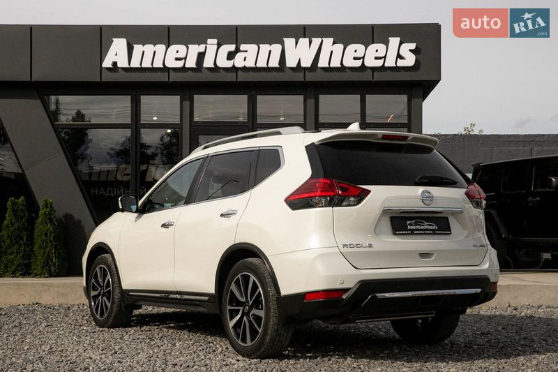 Внедорожник / Кроссовер Nissan Rogue 2019 в Черновцах