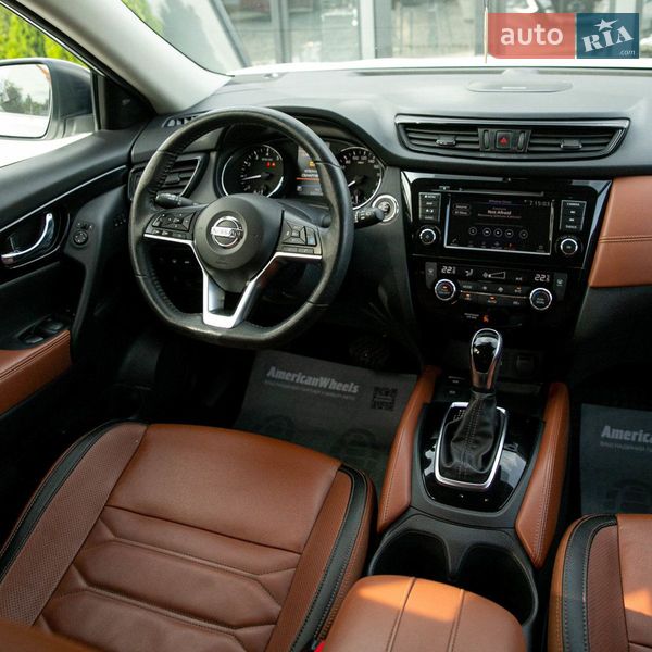 Внедорожник / Кроссовер Nissan Rogue 2019 в Черновцах
