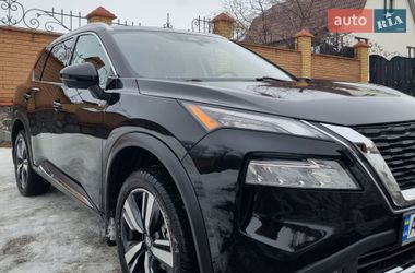 Позашляховик / Кросовер Nissan Rogue 2020 в Києві