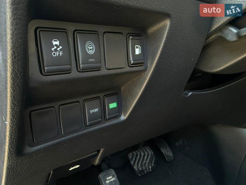 Внедорожник / Кроссовер Nissan Rogue 2019 в Киеве