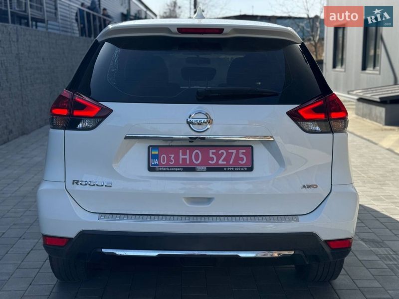 Внедорожник / Кроссовер Nissan Rogue 2018 в Луцке