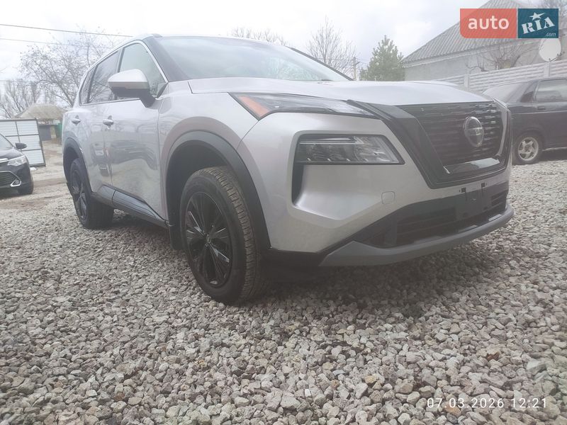 Внедорожник / Кроссовер Nissan Rogue 2021 в Днепре