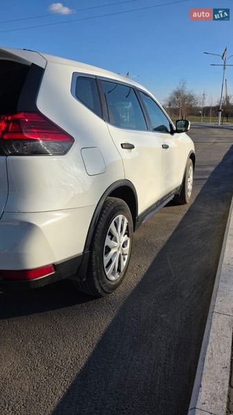 Внедорожник / Кроссовер Nissan Rogue 2017 в Измаиле