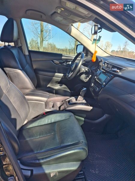 Внедорожник / Кроссовер Nissan Rogue 2018 в Киеве