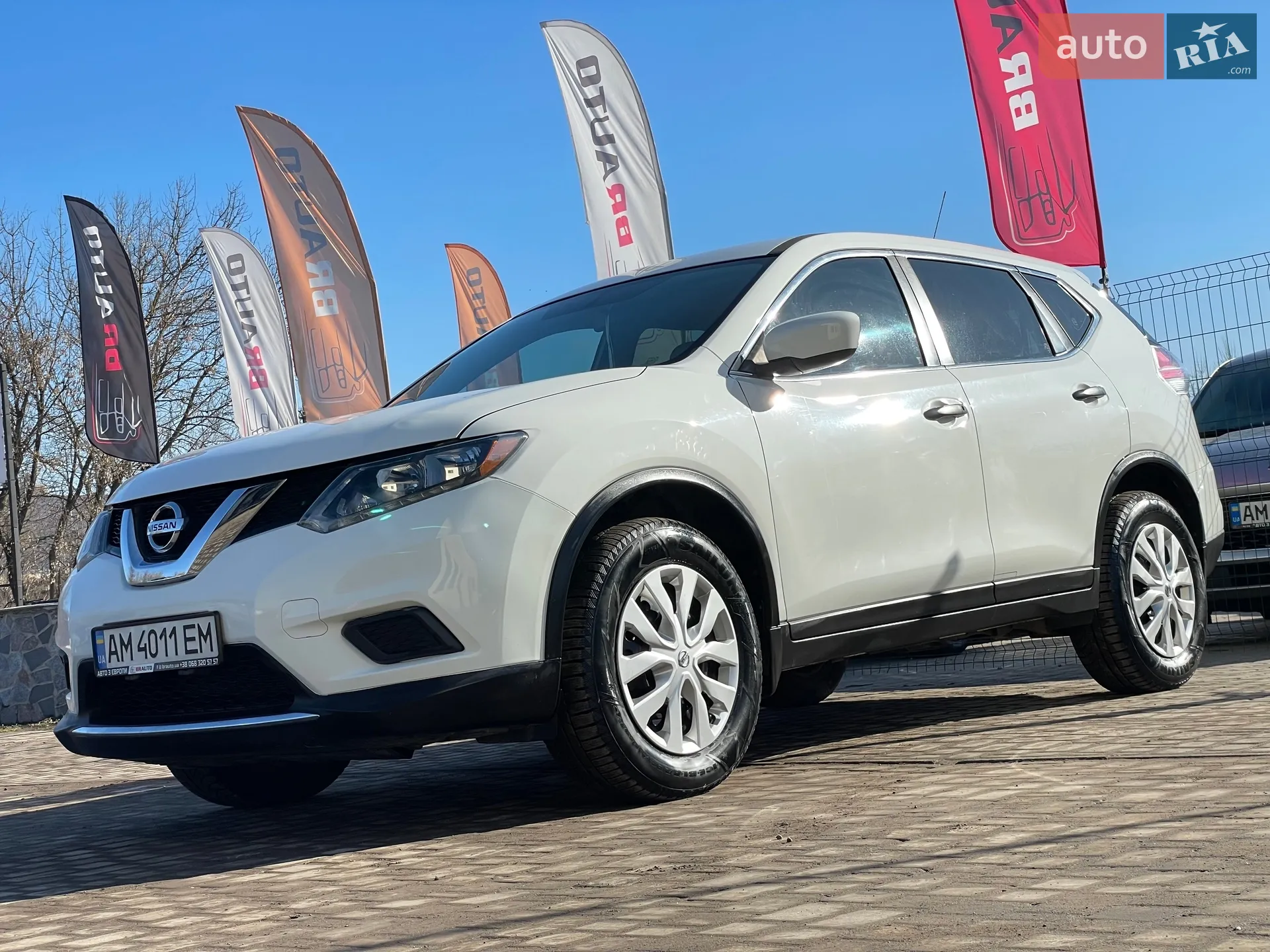 2016 Nissan Rogue - мініатюра 2