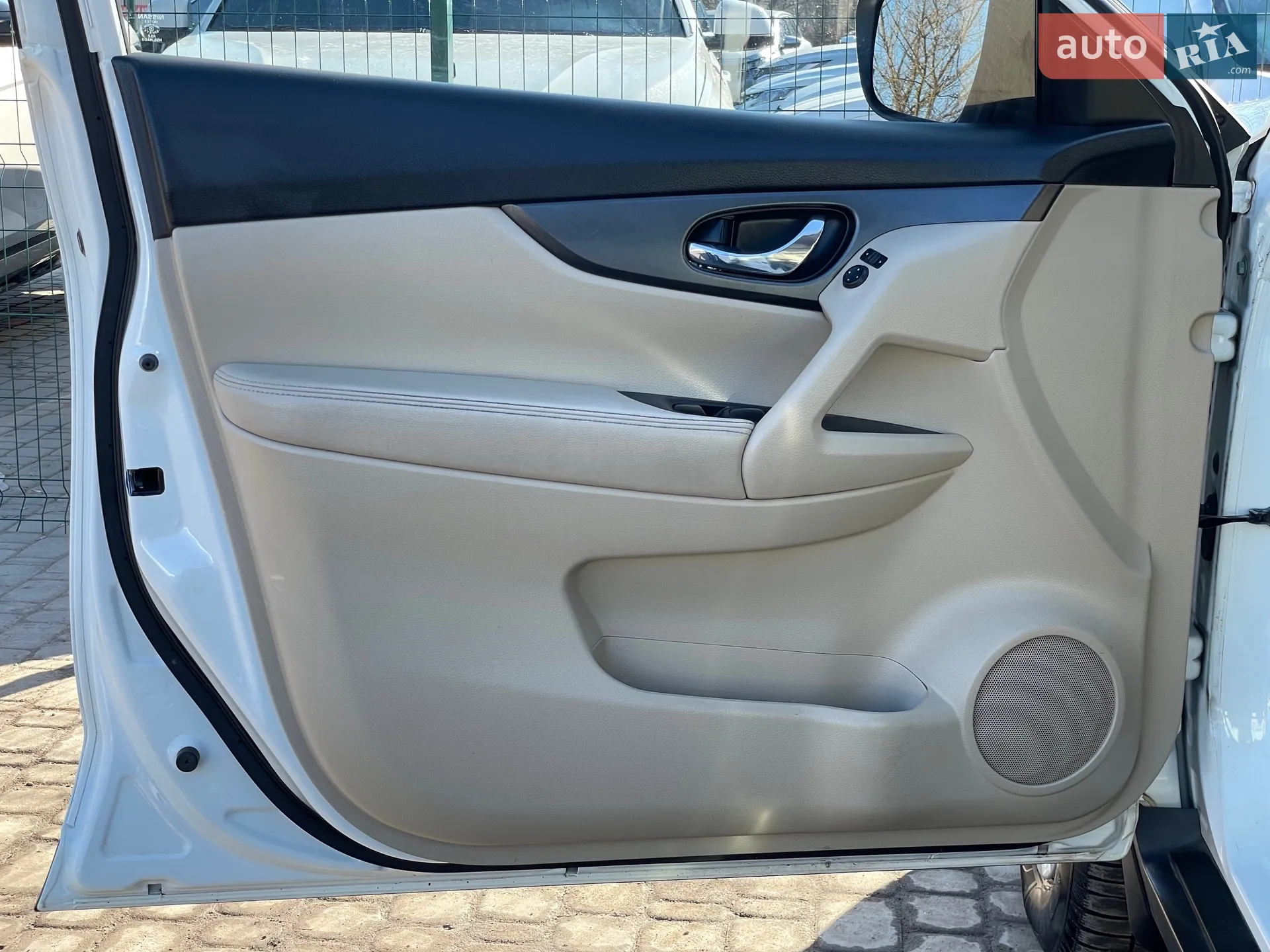 2016 Nissan Rogue - мініатюра 23