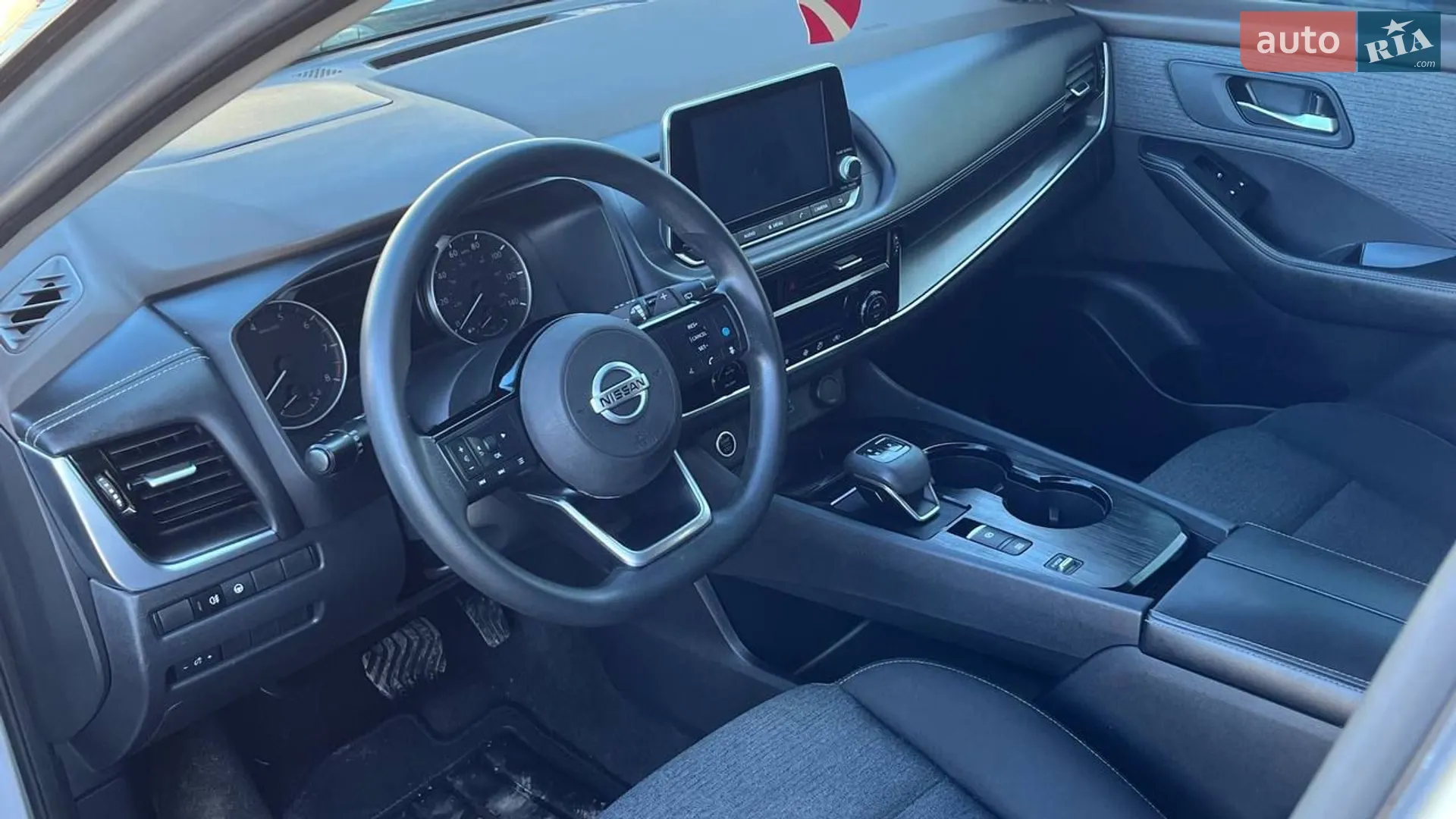 2021 Nissan Rogue - мініатюра 11